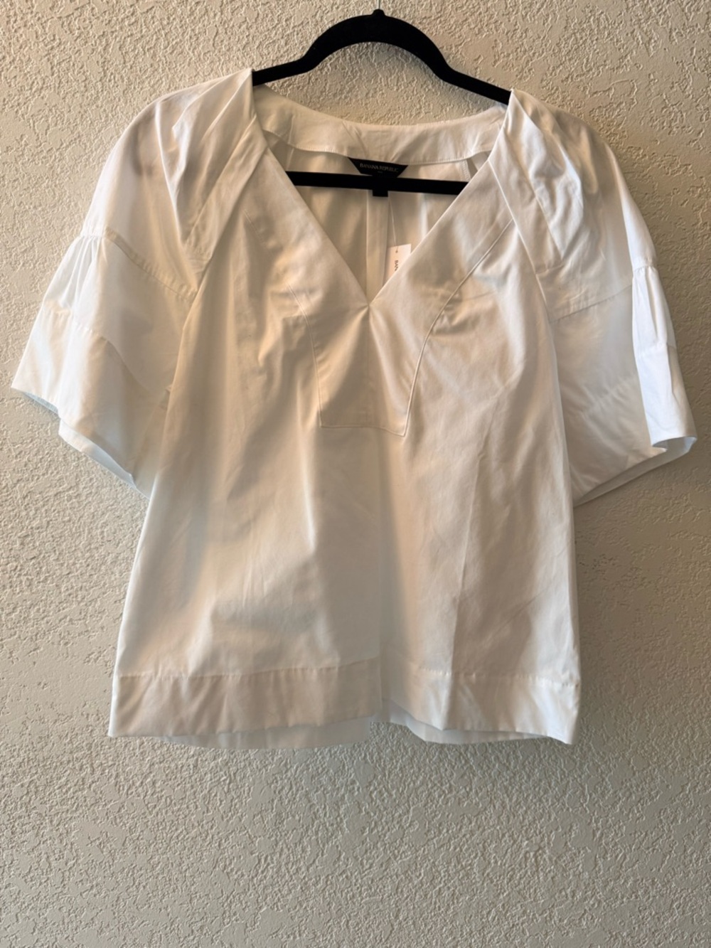 BANANA REPUBLIC White V-Neck Poplin Puff Sleeve Chic Minimalist Top BlousSize XS